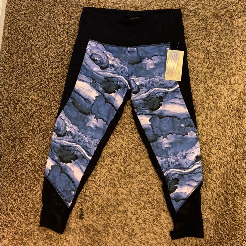Balance collection leggings